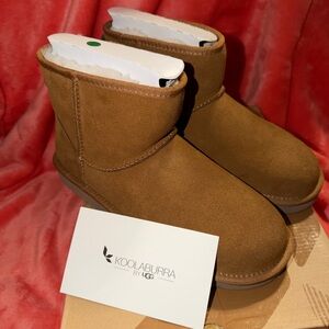 Koolaburra Brown Winter Boots
